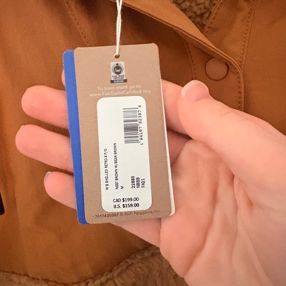 Patagonia Women’s Shelled Retro X Pullover - Picture 3 of 4